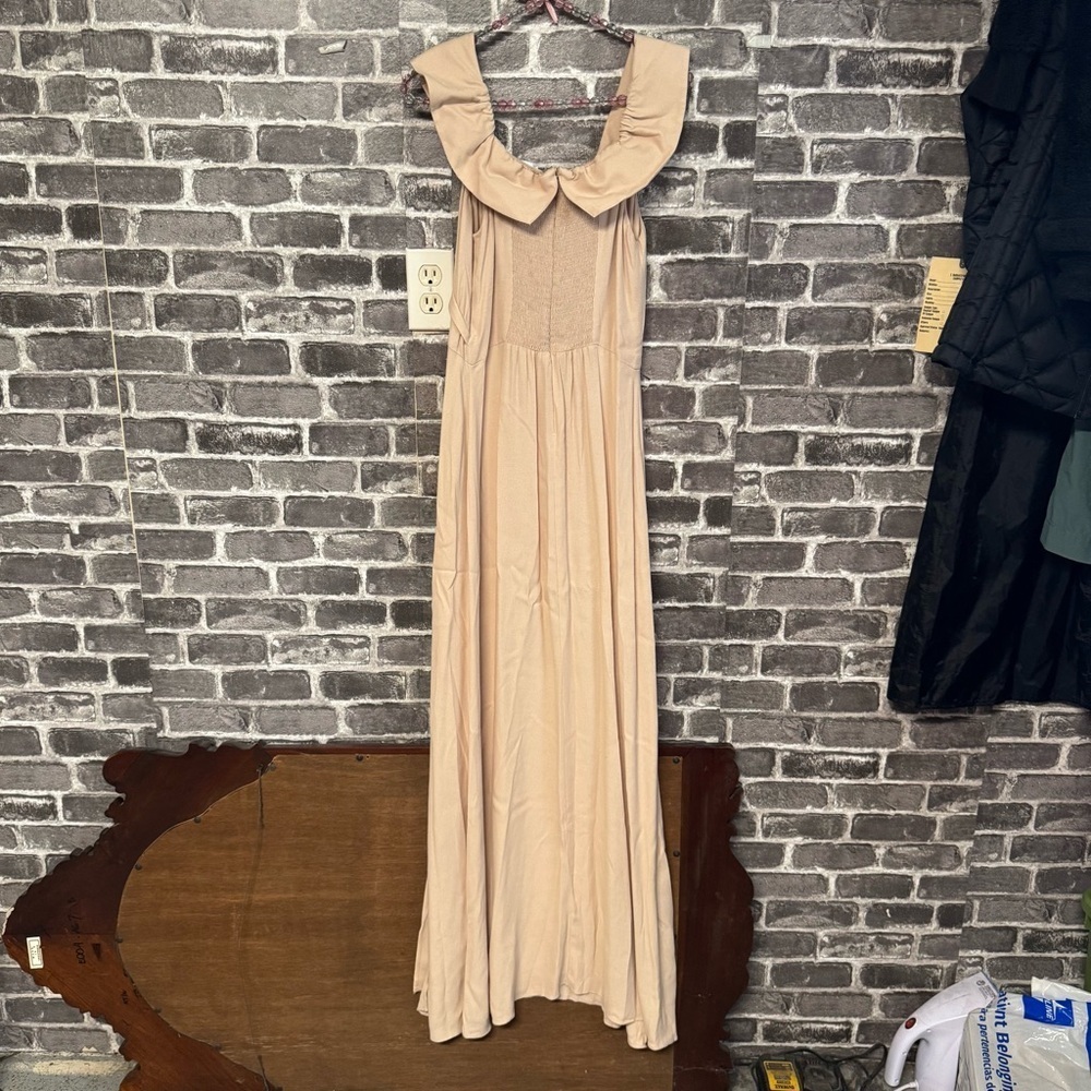 REFORMATION Redford Dress in Champagne maxi gown leg slit - Picture 11 of 14